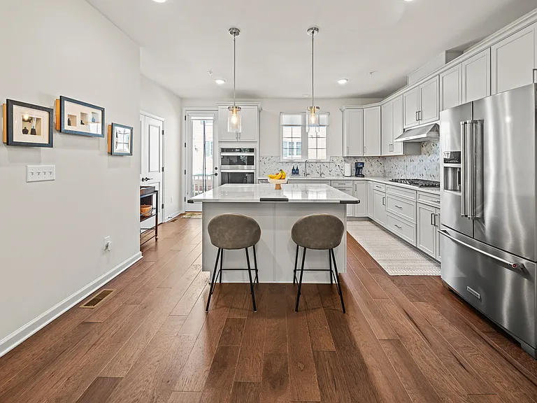 12 Plaza Rd #46 — Photo 9