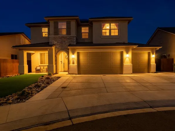 1491 Azalea Ct, Hollister, CA 95023