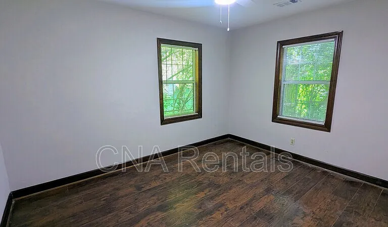 104 E Acres Dr SE — Photo 13