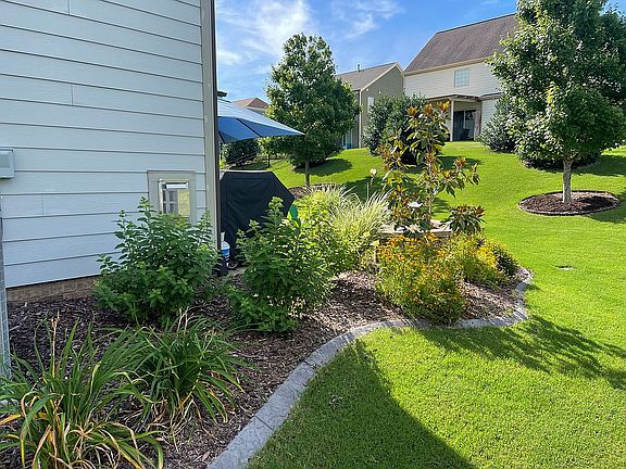 4th image of 15437 Oleander Dr