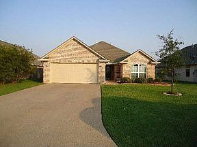 3rd image of 904 Crystal Dove Ave