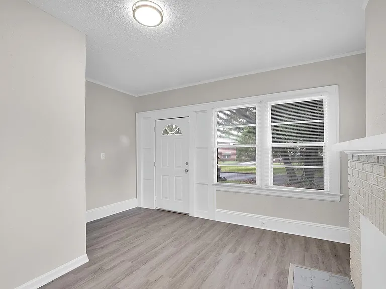 6418 Sapphire Dr — Photo 14