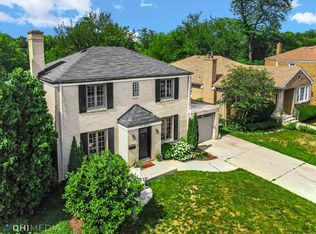 462 Uvedale Rd, Riverside, IL 60546