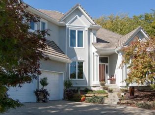 26380 W Cedar Niles Cir, Olathe, KS 66061