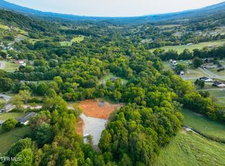 5 Chaucer Ct, Johnson City, TN 37615