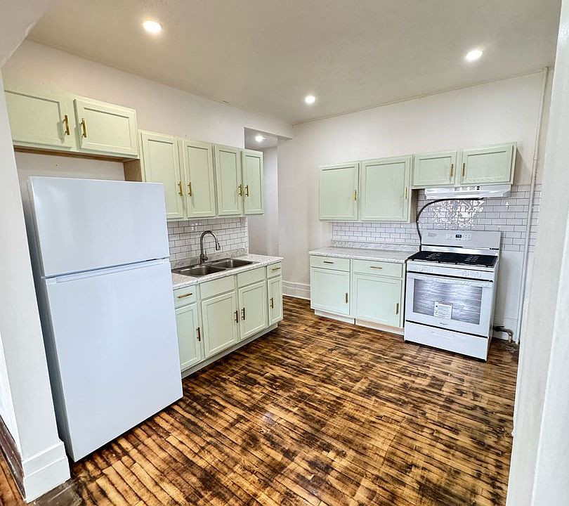 1st image of 328-330 W Marion St #328-4