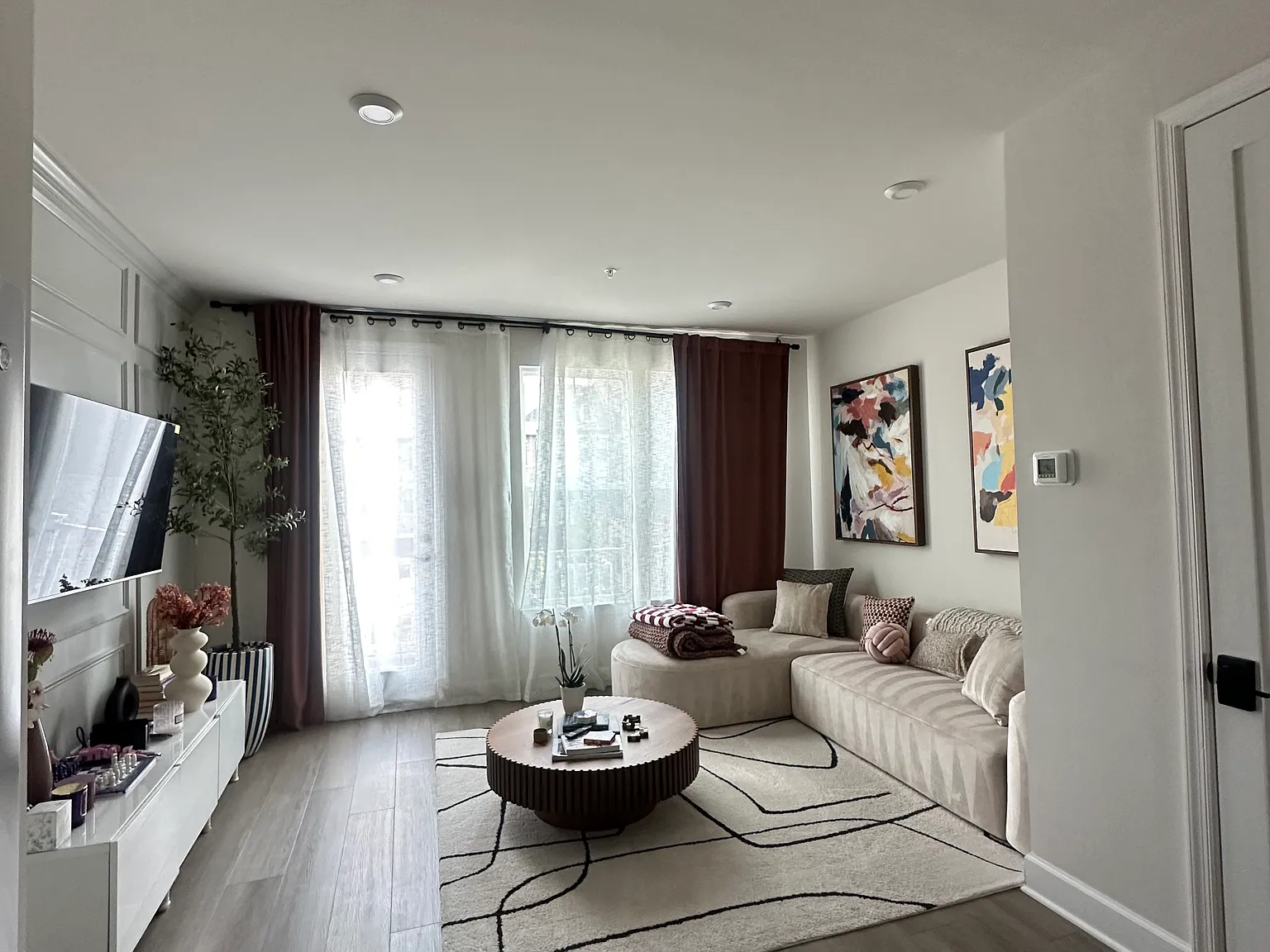 3545 Carnaby St — Photo 1