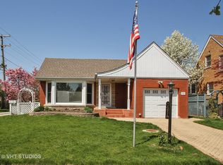 7214 N Keeler Ave, Lincolnwood, IL 60712