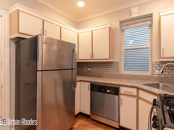 2nd image of 3918 N Hermitage Ave #Ua1