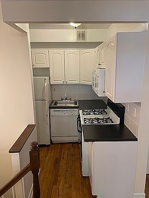 4th image of 129 W 87th St APT 2