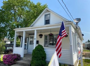 17 Park Sq, Phillipsburg, NJ 08865