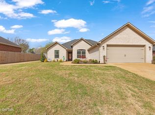 1277 Woodhaven St, Humboldt, TN 38343