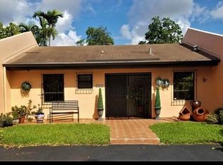 14053 SW 51st Ter, Miami, FL 33175