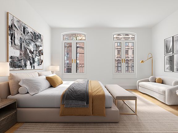 4th image of 104 E 36th St #2