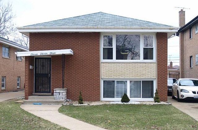 1st image of 335 Crandon Ave