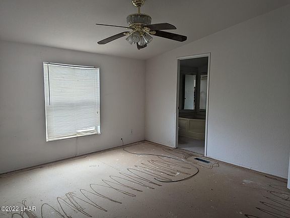 2nd image of 49594 Emerald Ave