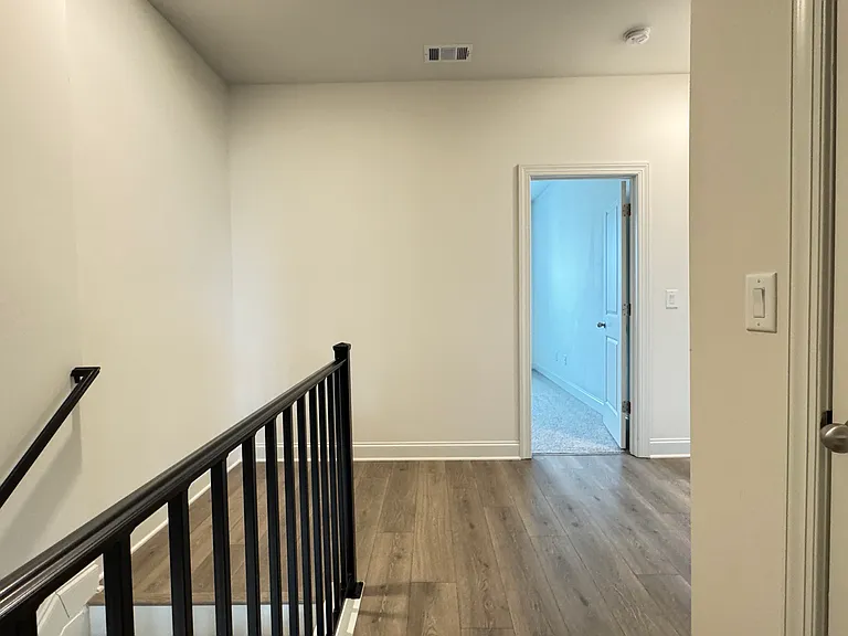 227 Nash St — Photo 25