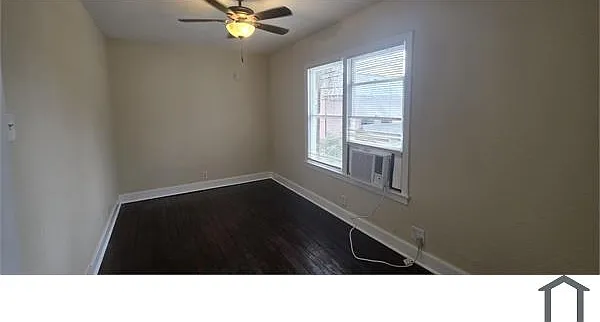 4912 Avenue O #RR — Photo 10