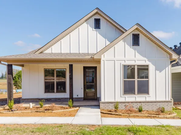 8 Pasley Park, Bryant, AR 72022