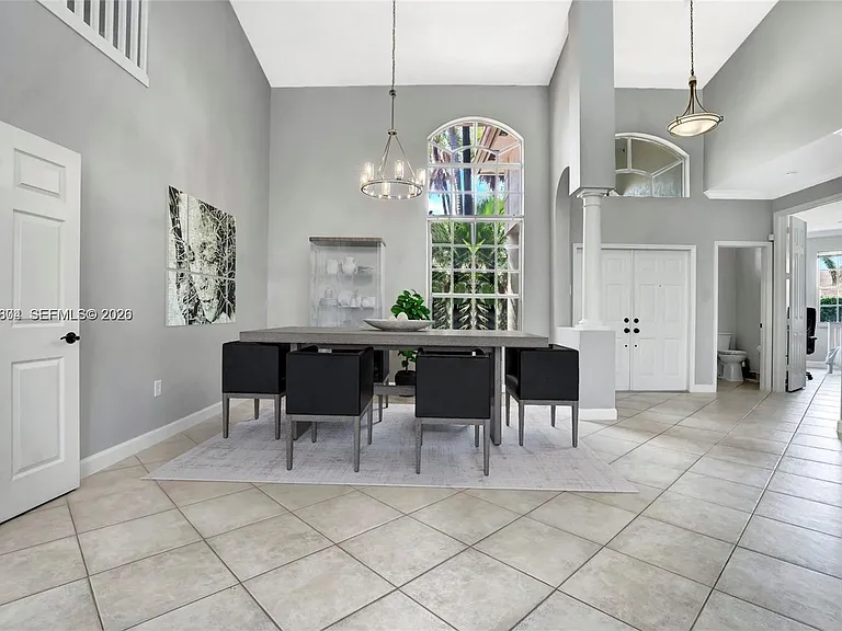 13813 NW 21st St — Photo 10