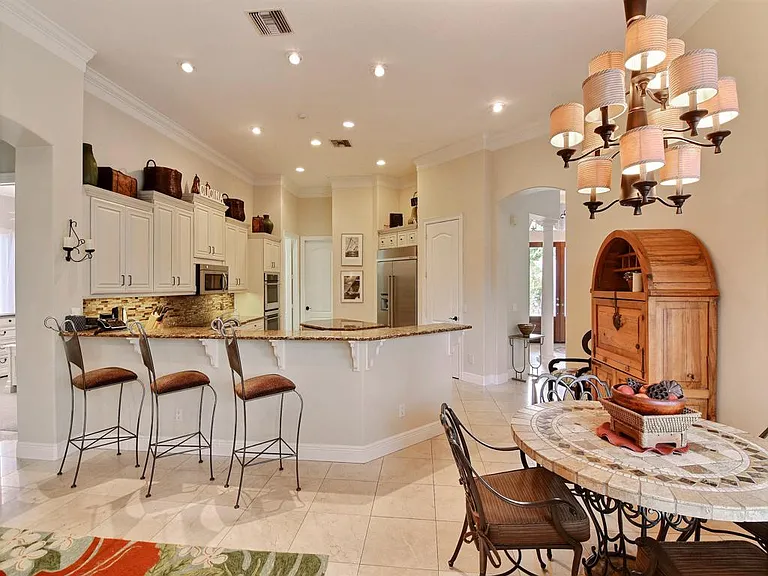 1000 Windermere Way — Photo 7