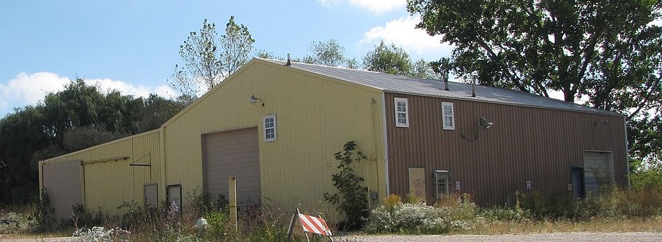 1st image of 2335 Meadow Ln