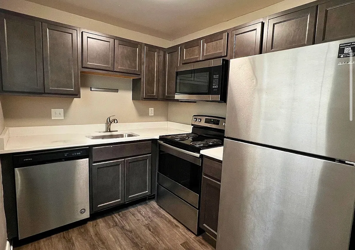 1 bed, 600 sqft, $950 — Photo 1