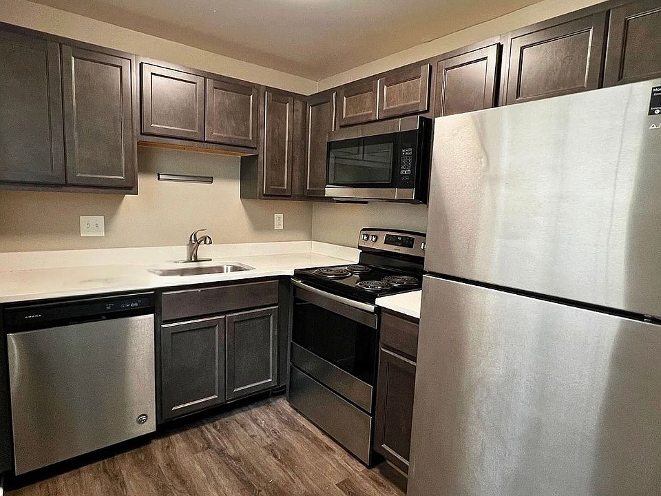 1st image of 2518 Moorman Ave #2