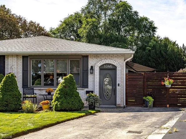 1346 Roylen Rd, Oakville, ON L6H 1V4