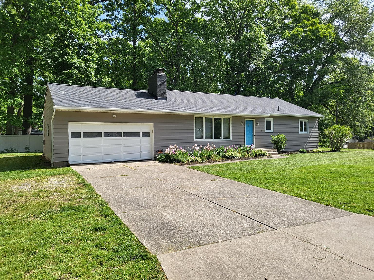 689 Deborah Dr, New Franklin, OH 44319 Zillow
