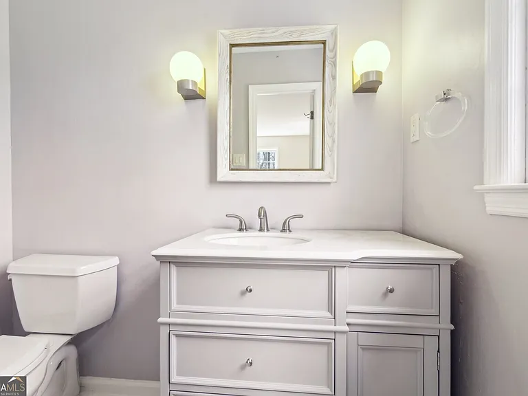 355 Westerhall Ct — Photo 22