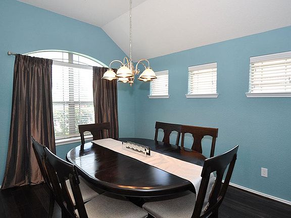 4th image of 21555 Rose Mill Dr