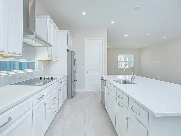 6533 Rover Way — Photo 14