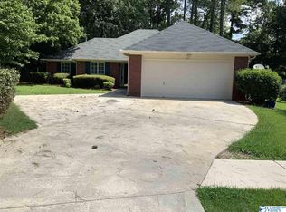 211 Jarrett Ln, Madison, AL 35758