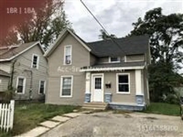825 Evergreen St SE, Grand Rapids, MI 49507