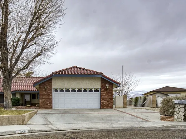 1221 Denise Ave, Ridgecrest, CA 93555