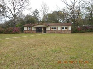 1670 Orchard Dr W, Mobile, AL 36618