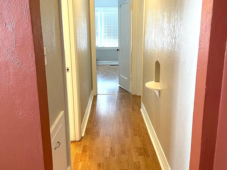 1103 Lombardy Rd — Photo 5