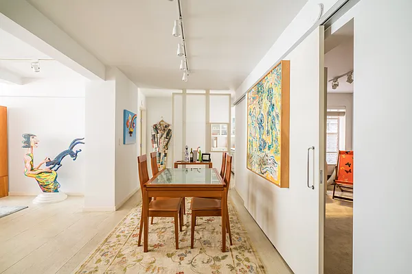 Sold by Compass | media 10