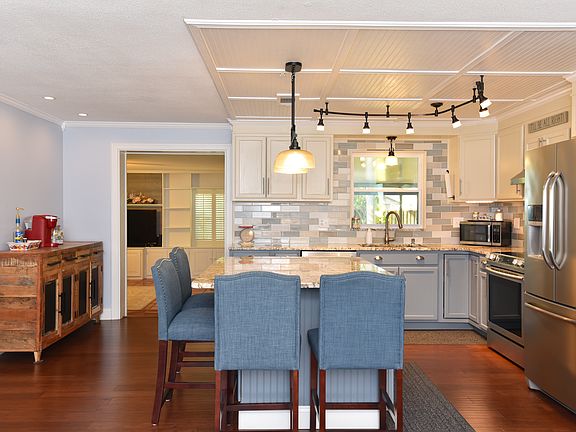 Beautifully updated kitchen.