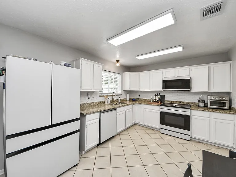 20923 Moor Lily Ct — Photo 25