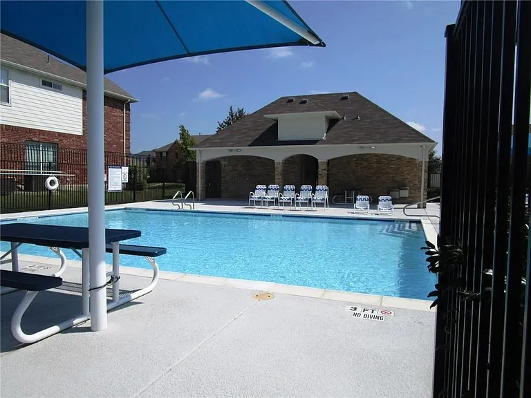 7312 High Point Dr — Photo 35