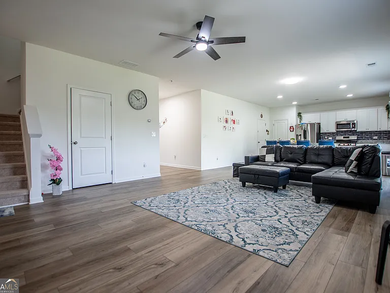 194 Rivulet Dr — Photo 26