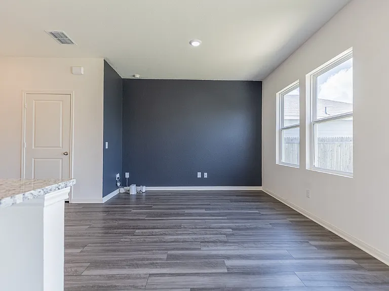 14706 Maple Ter — Photo 11