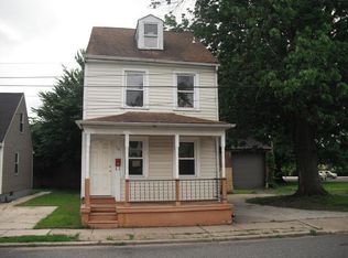 14 Belmont St, Burlington, NJ 08016