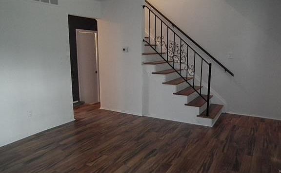 4th image of 24583 Olde Orchard St #9