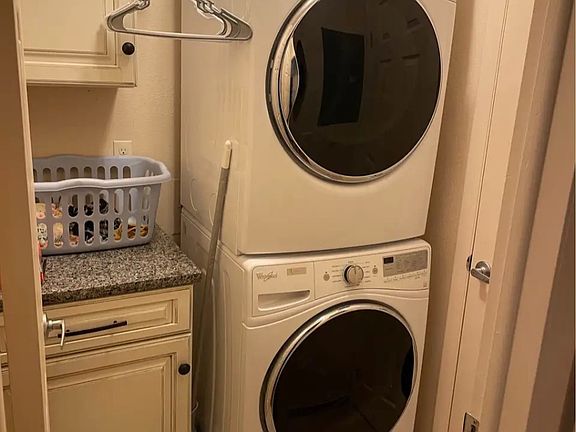 5th image of 636 Horizon Dr APT 909