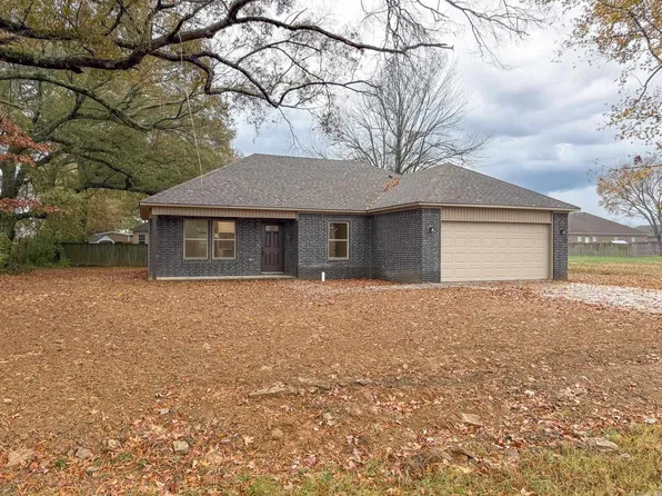 301 Dogwood St, Beebe, AR 72012