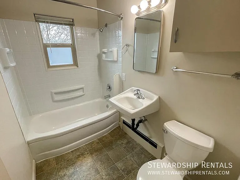 942 E 18th Ave #8 — Photo 9