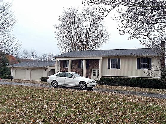 1st image of 210 S Linnwood Dr